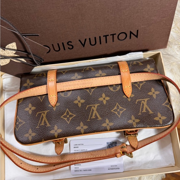 Louis Vuitton Pochette Marel belt -waist bag monogram with Box and card Auth. - Picture 5 of 16